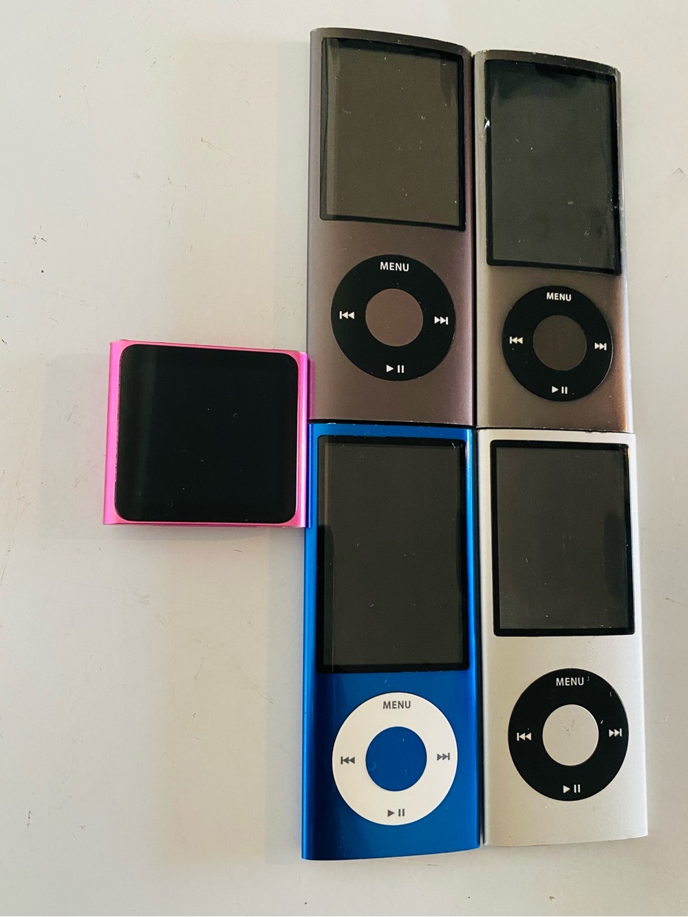 Lot Apple iPod Nano Multi-Color Portable MP3 Players - Pink, Blue, Silver, Gray
